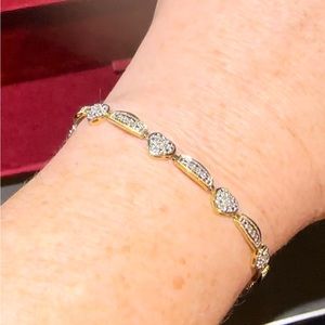 Affinity diamond and 14K gold heart tennis bracelet, 8.5 inches